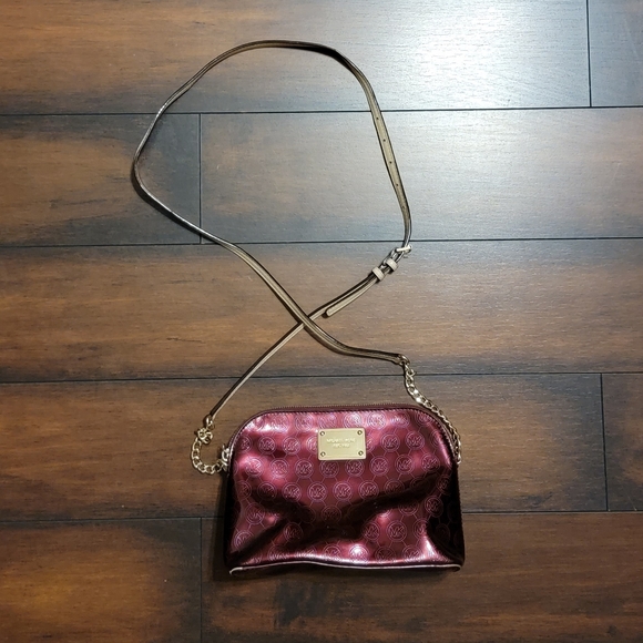 Michael kors adele crossbody pink deals